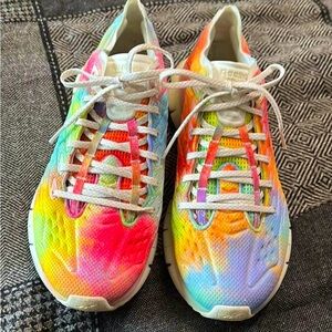 Reebok Pride shoes 9.5